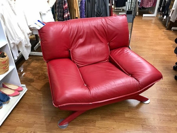 NICOLETTIの1人掛けソファーが入荷しました！【中央林間店