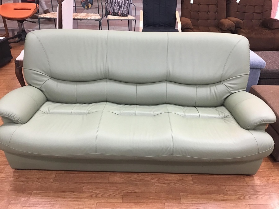 karimoku(カリモク)のソファー(Chitano)が入荷しました