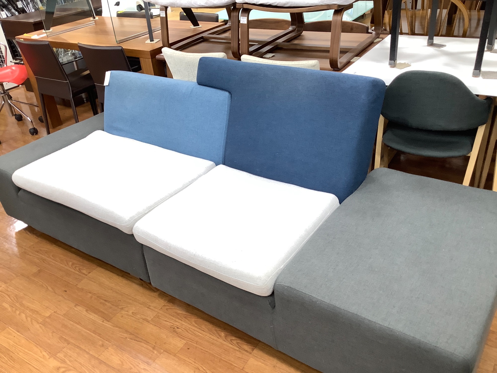 ソファ｜アルモニア公式｜全て自社管理工場で生産の家具