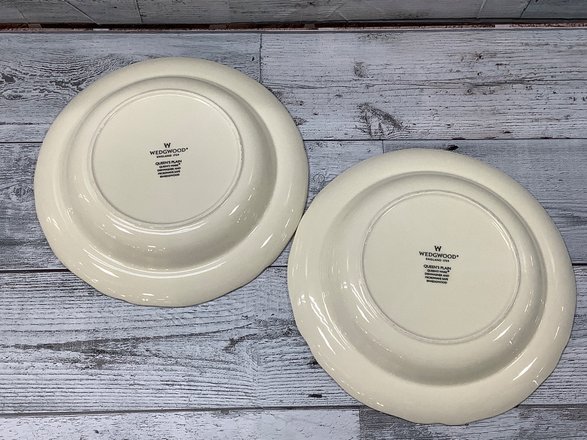 洋食器】Wedgwood（ウェッジウッド）のクイーンズプレーンが入荷致し