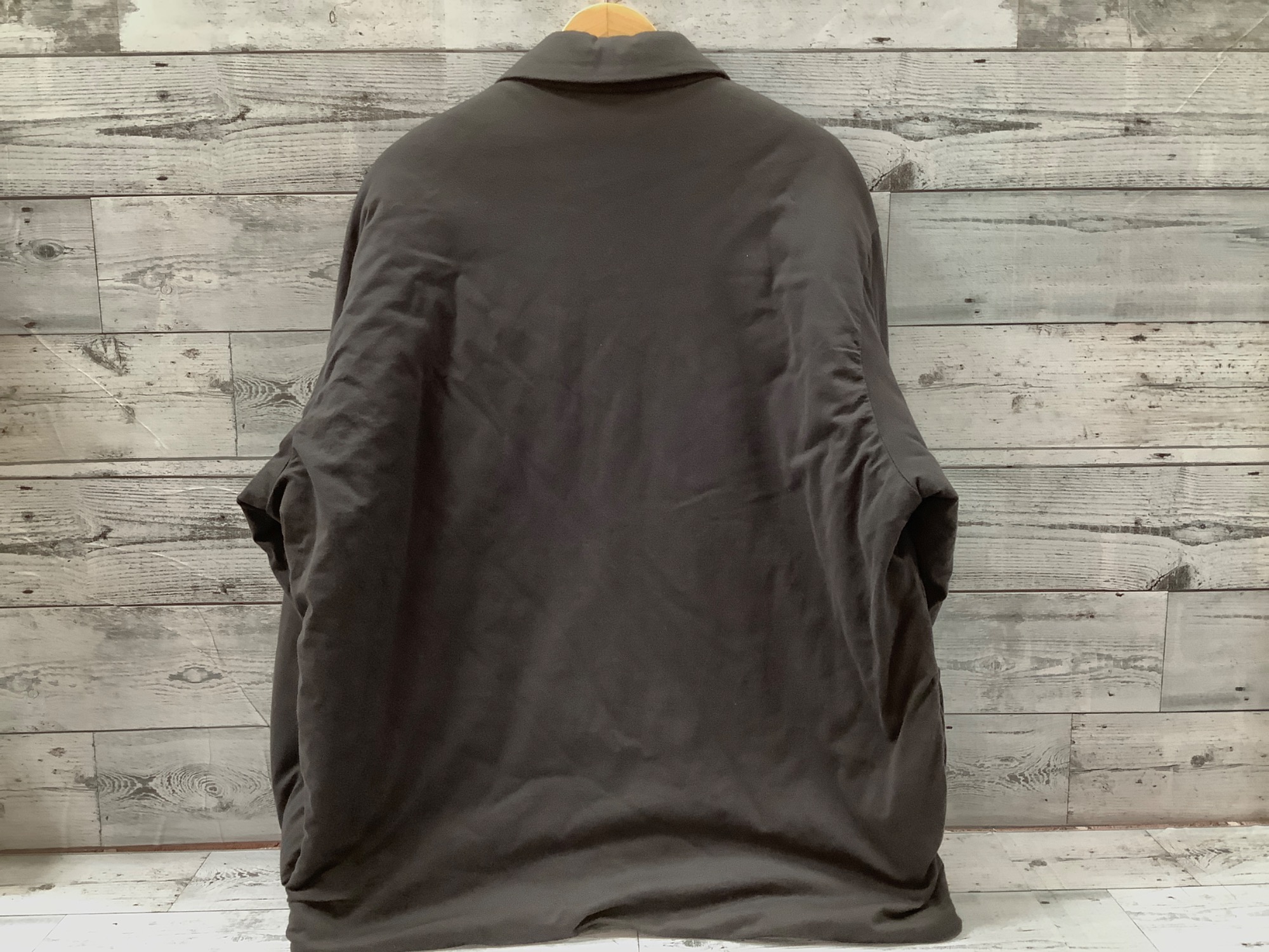 AURALEEのDOUBLE CLOTH PUFFER BLOUSON が入荷いたしました