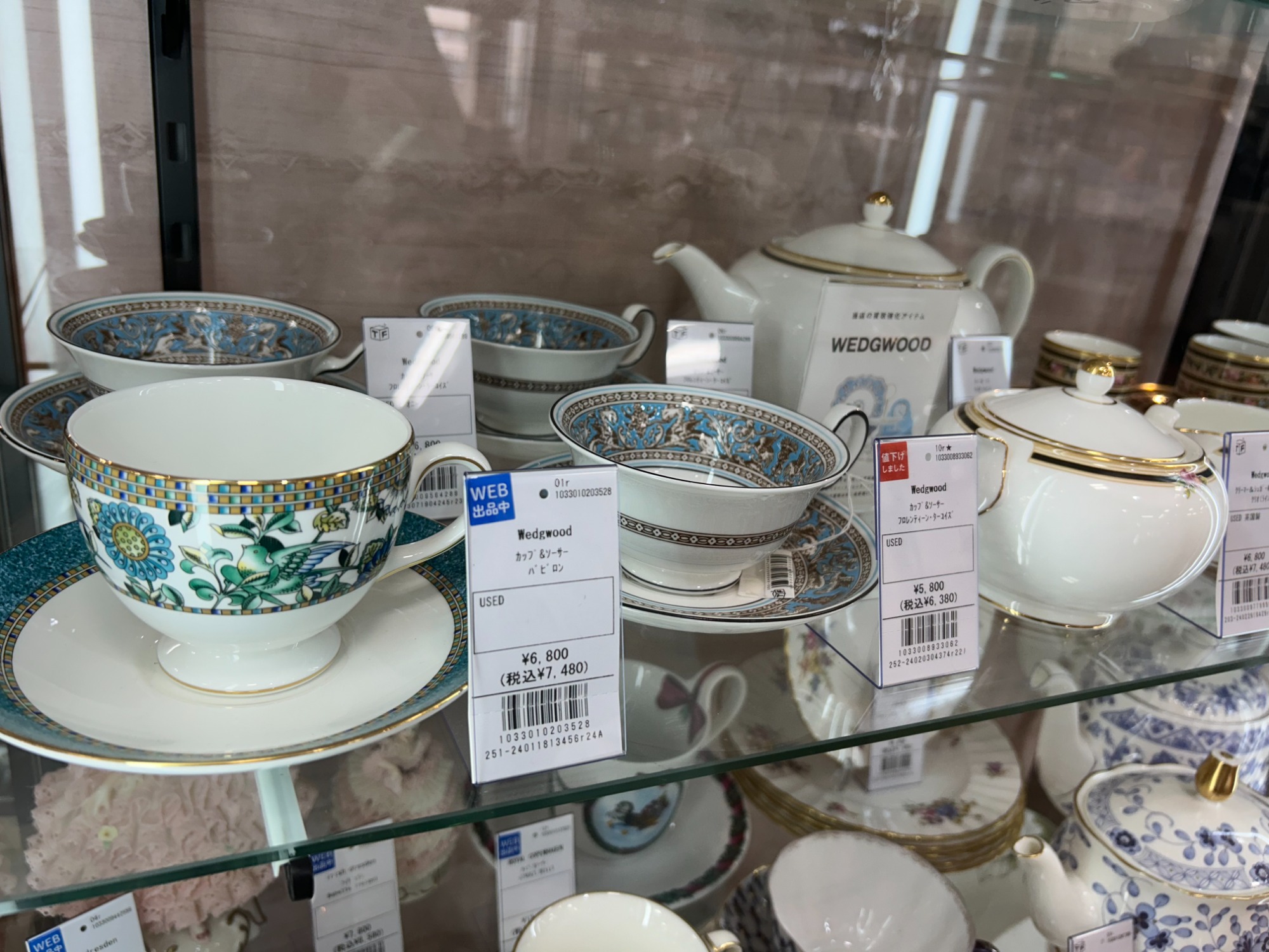 SWAROVSKI(スワロフスキー)のクリスタルオブジェが入荷いたし