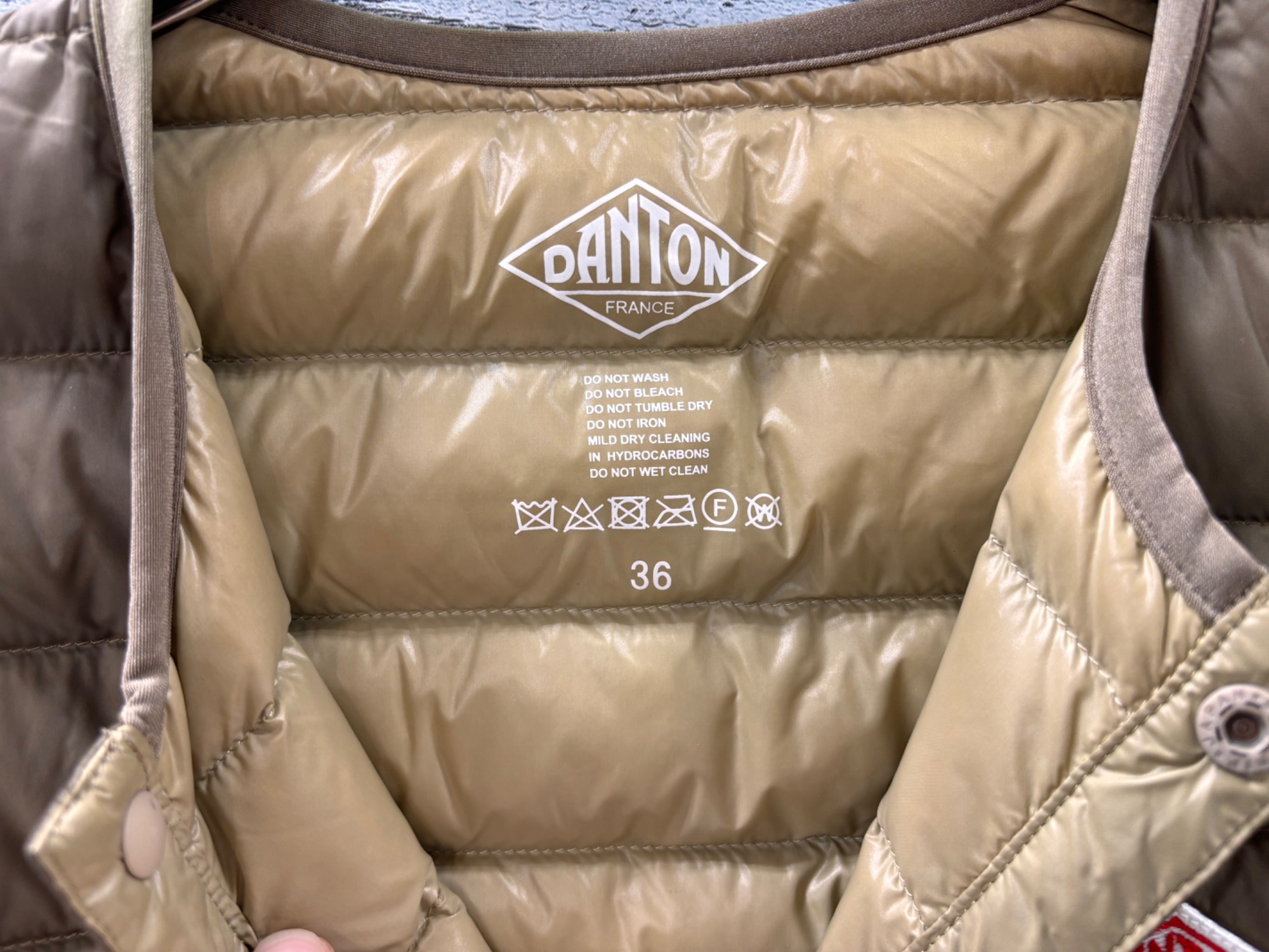 DANTONの インナーダウンジャケット JD-8748が入荷いたしました