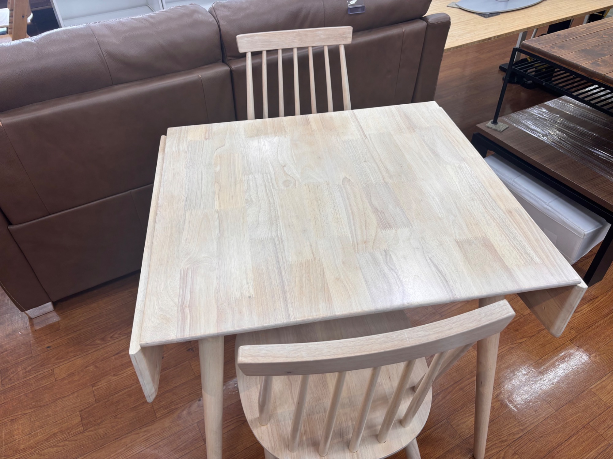 アーバン通商ダイニング3点セット入荷致しました！