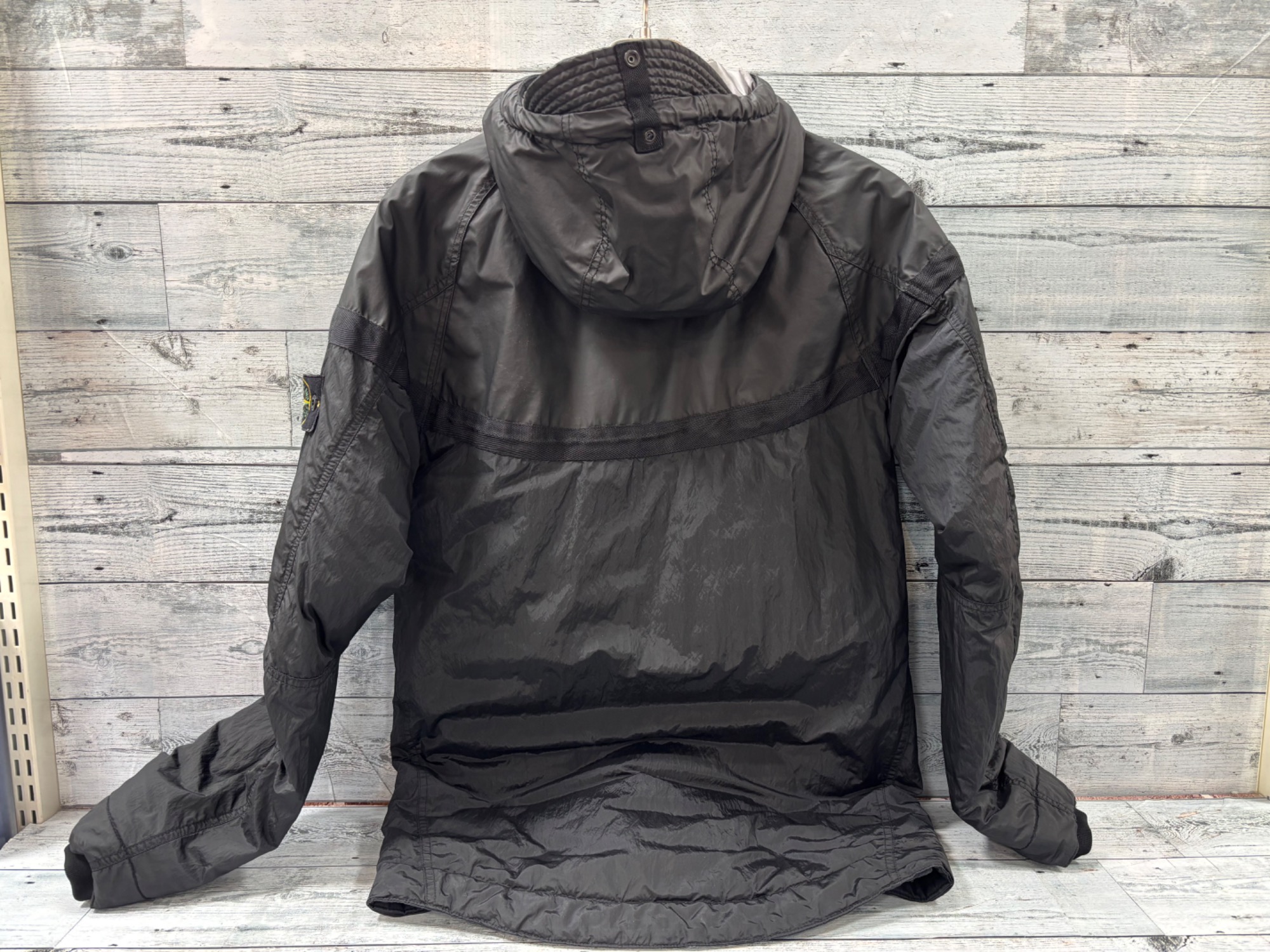 STONE  プリマロフト ナイロンジャケット STONE ISLAND ストーンアイランド プリマロフト 中綿 フード付き