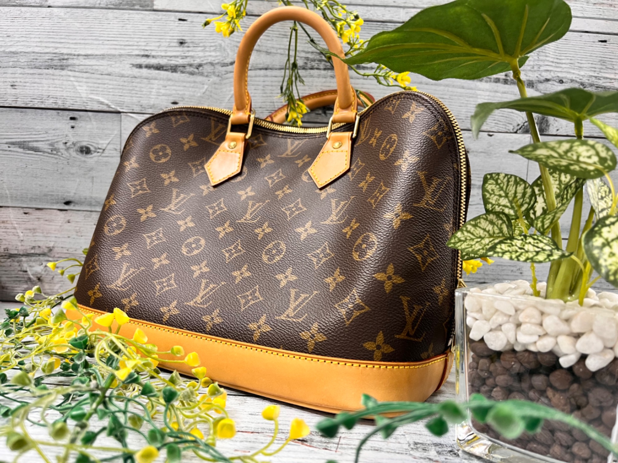 LOUIS VUITTON ルイヴィトン アルマ ハンドバッグ モノグラム