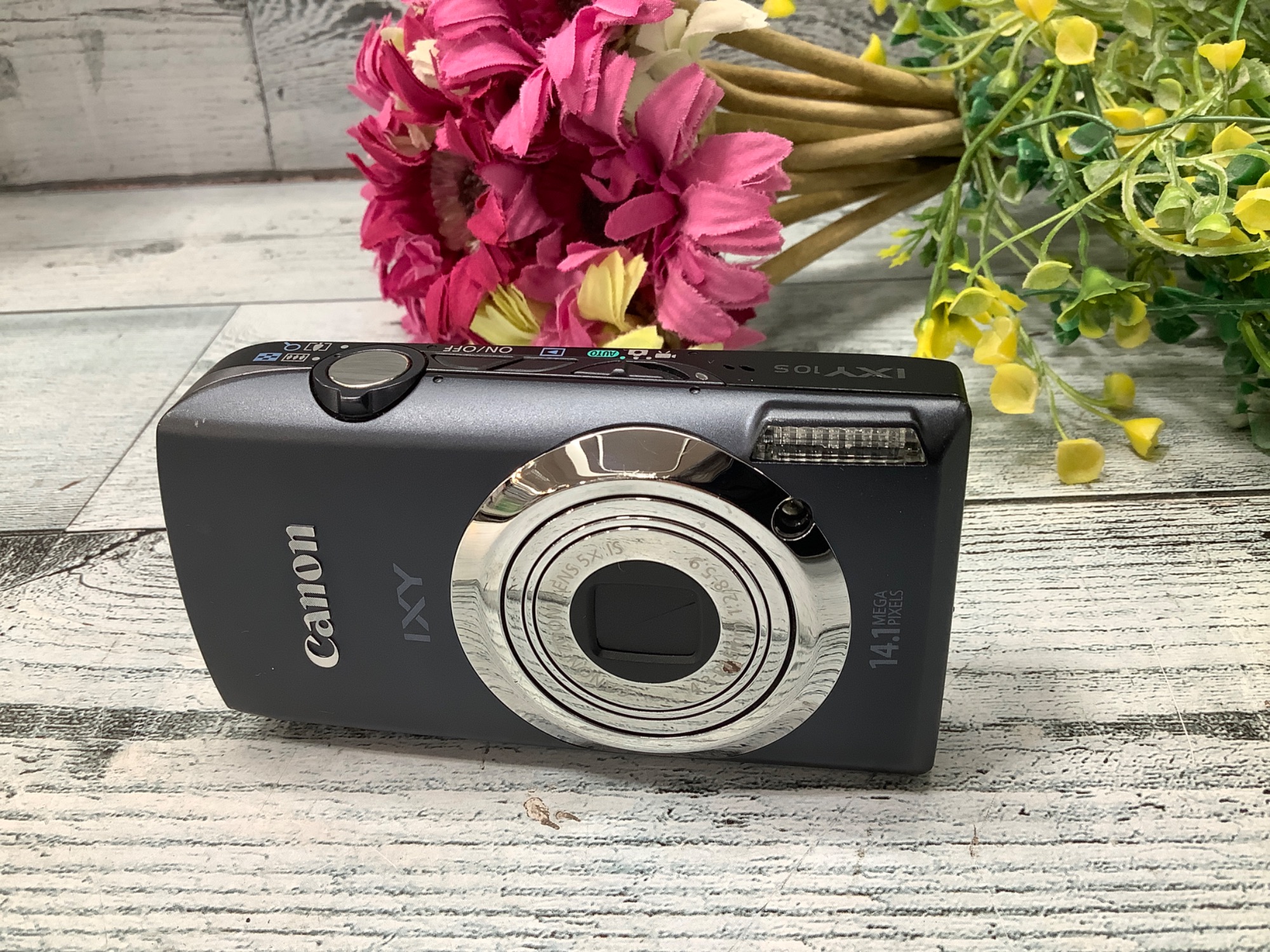 スマホで購入】コンパクトデジタルカメラ Canon IXY10Sが入荷