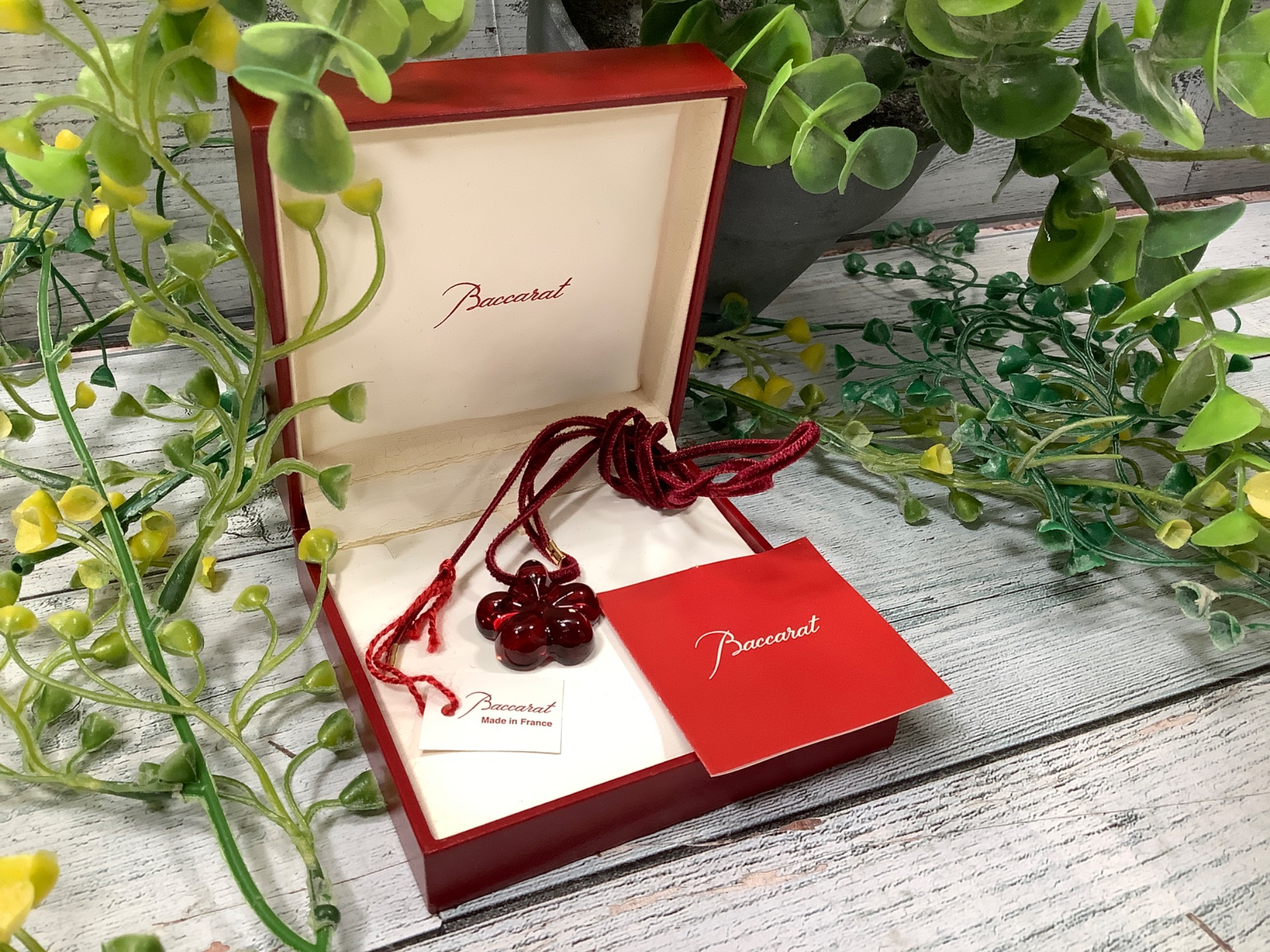 Baccarat(バカラ) ネックレス リリ が入荷いたしました