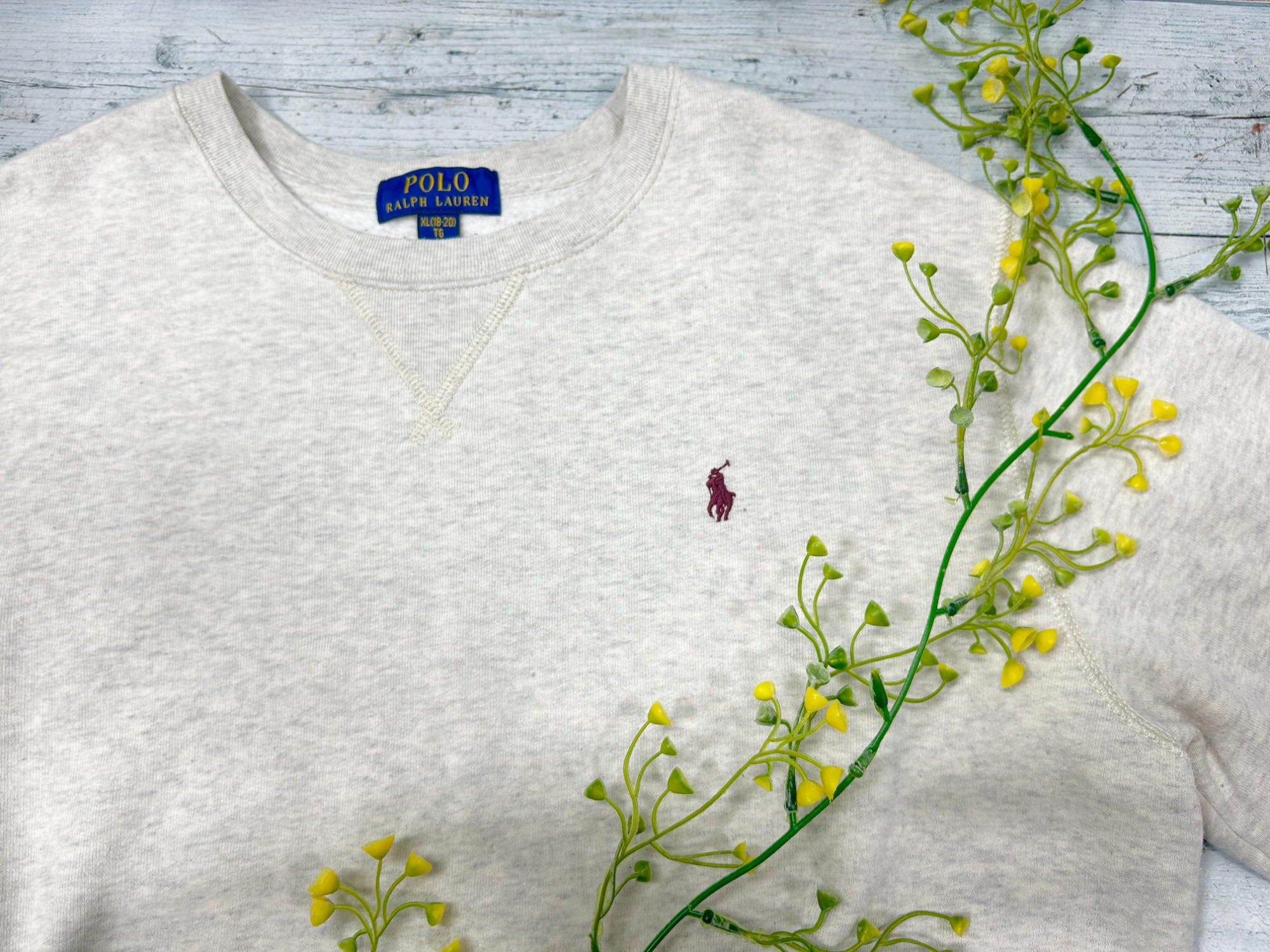 ポロラルフローレン　ホワイトスウェット　バック刺繍 ホームクリーニング済 ポロラルフローレン ホワイトスウェット バック刺繍 ホーム
