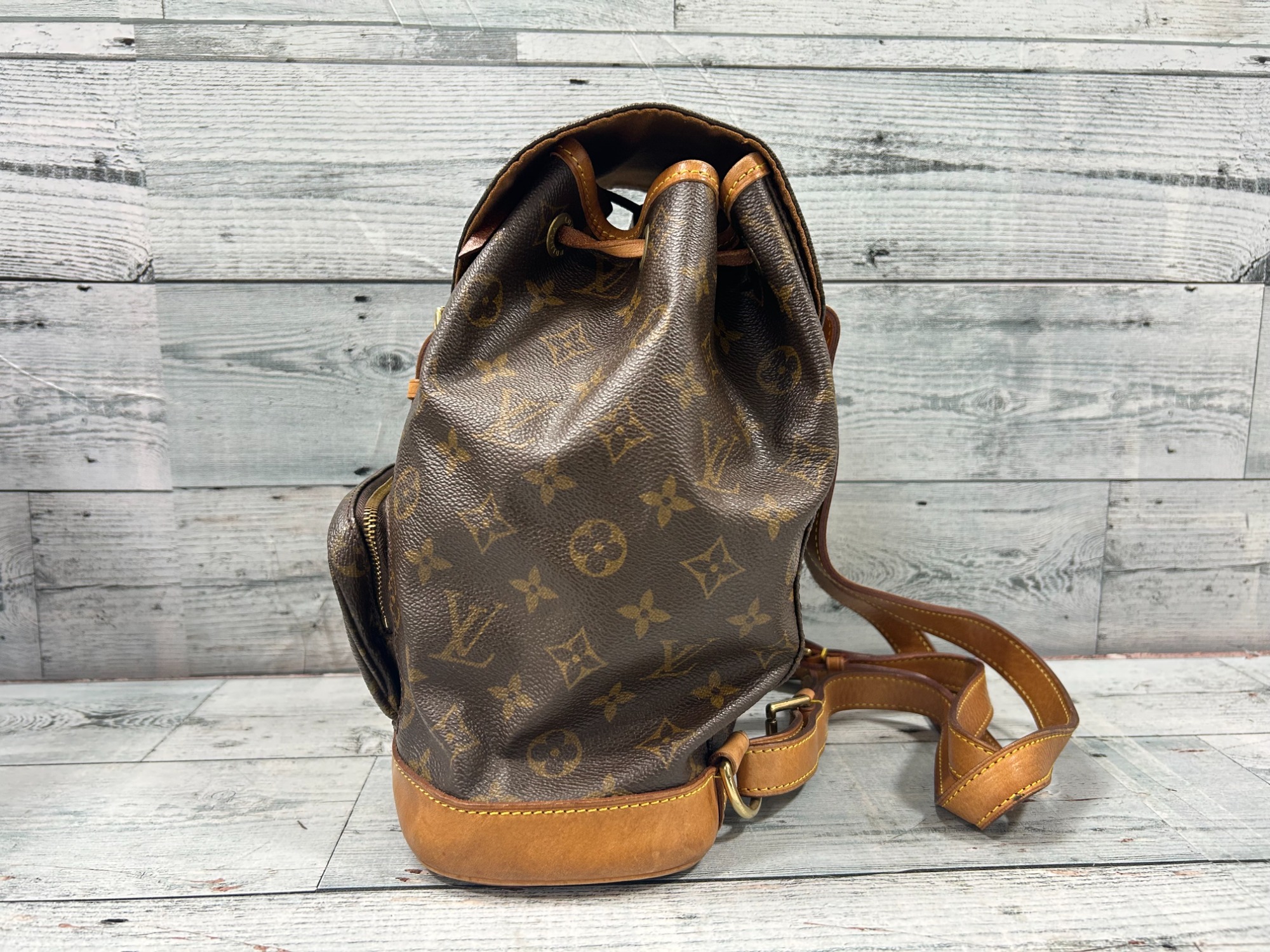 ルイヴィトン モンスリ MM モノグラム リュック（1週間限定価格） 中古・古着通販】LOUIS VUITTON (ルイ ヴィトン) LOUIS VUITTON