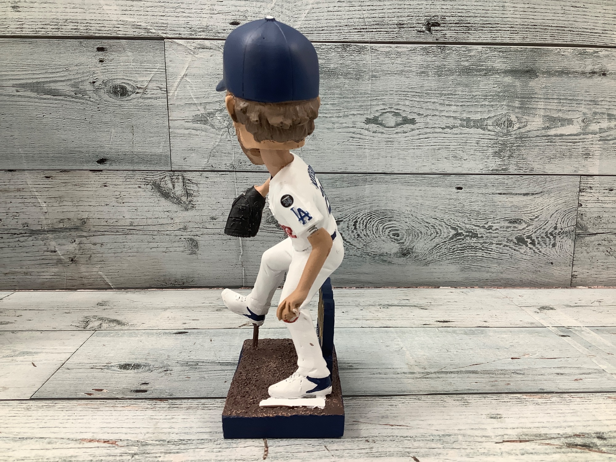 ドジャース クレイトン・カーショウ 3000奪三振記念ボブルヘッド人形。 ドジャース クレイトン・カーショウ 3000奪三振記念ボブルヘッド