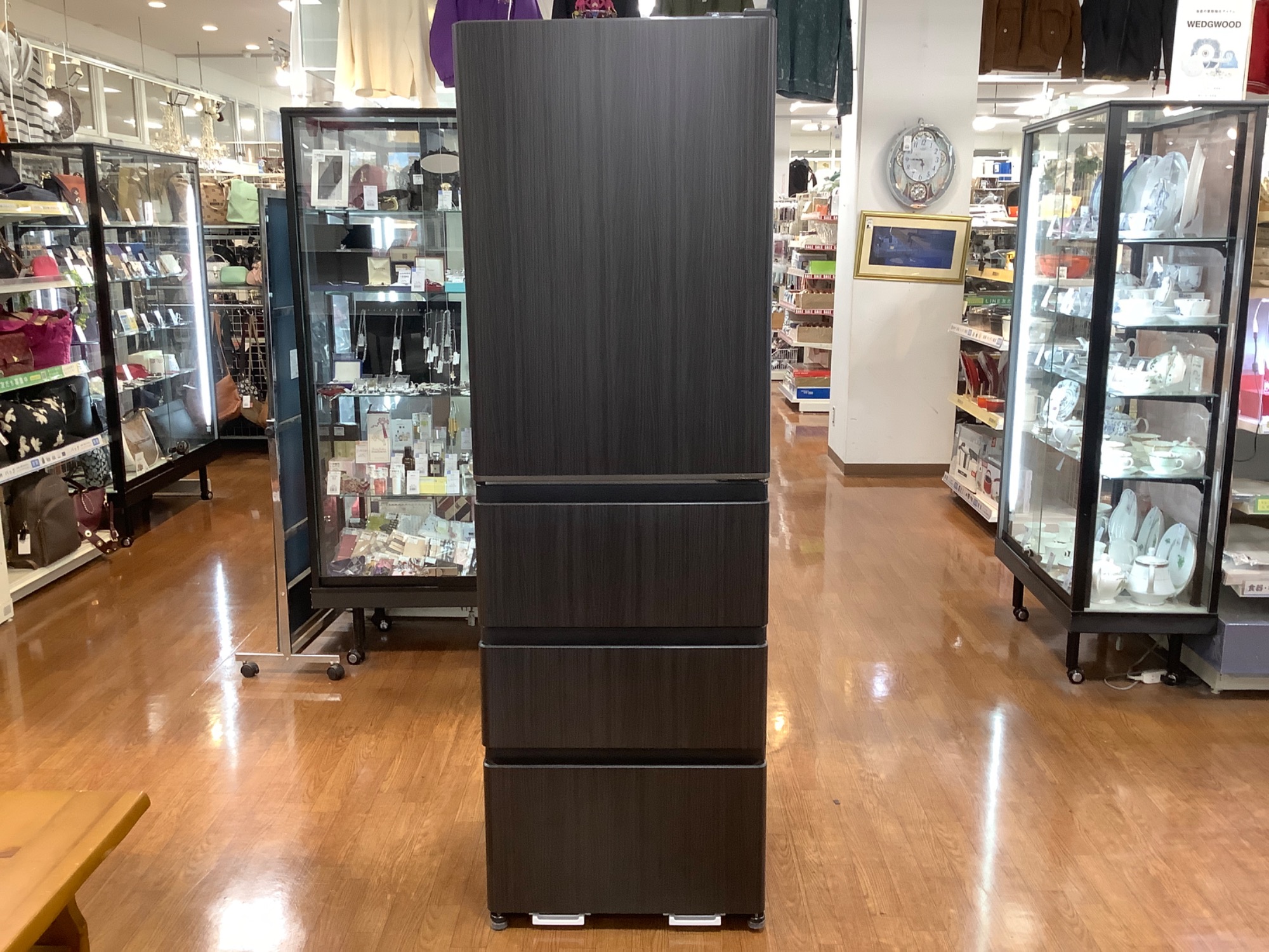 高年式！AQUA(アクア)の4ドア冷蔵庫 AQR-V46R 2024年製が入荷いたし