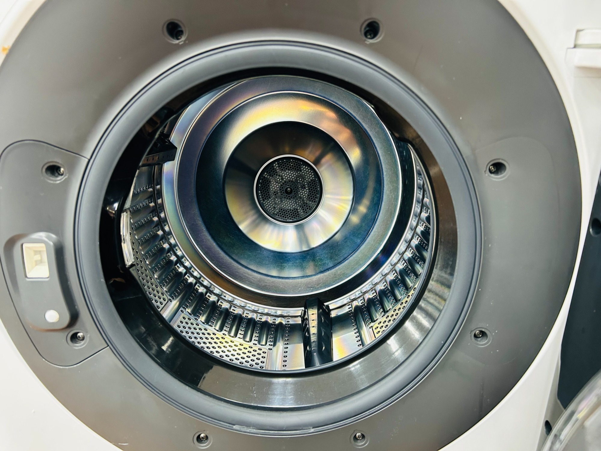 SHARP(シャープ)のドラム式洗濯乾燥機 ES-W113-SRが入荷いたしました