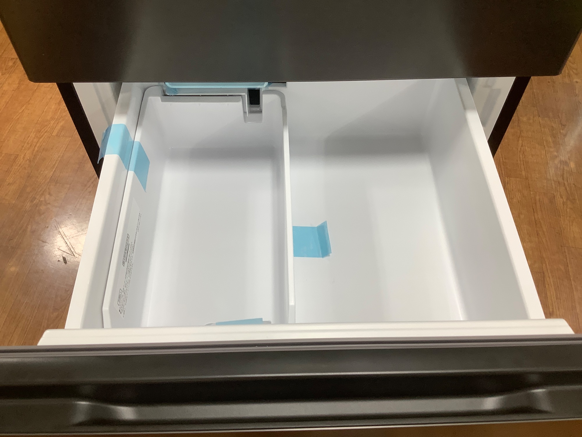 高年式!】AQUA(アクア) 4ドア冷蔵庫 AQR-36R22025年製が入荷いたしまし
