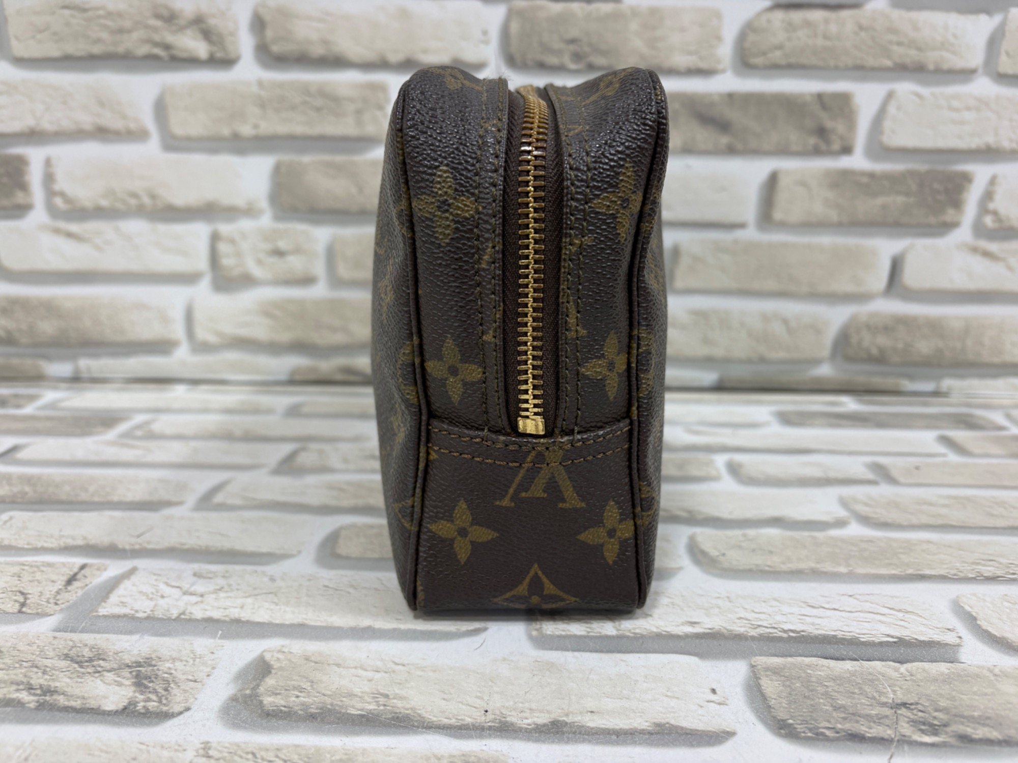 スマホで購入!】LOUIS VUITTON(ルイヴィトン)モノグラム コスメ スマホで購入!】LOUIS VUITTON(ルイヴィトン)モノグラム コスメ
