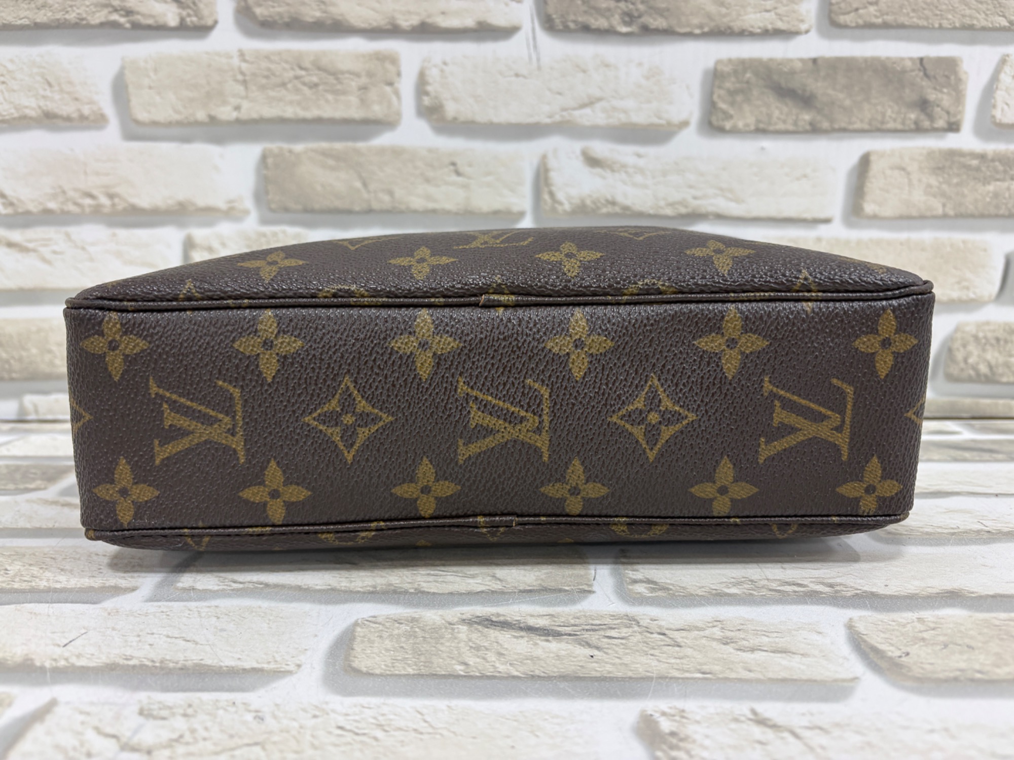 スマホで購入！】LOUIS VUITTON（ルイヴィトン）モノグラム コスメ