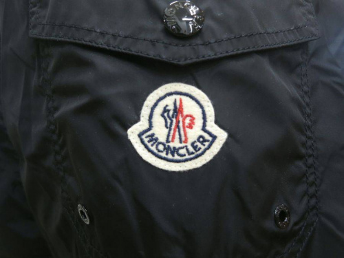 アウトドアのアウトドアウェア