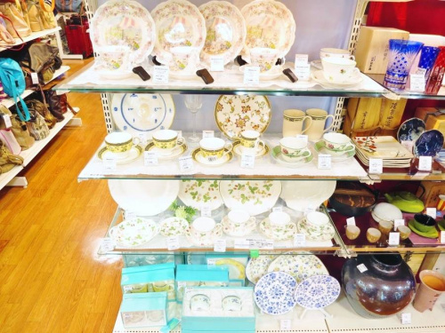 中央林間　のWEDGWOOD