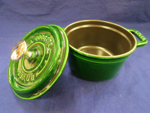 鍋のSTAUB