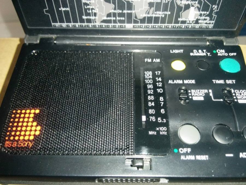 SONYのトラベルクロック