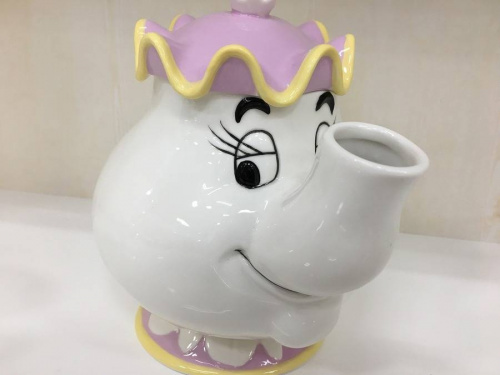 洋食器のフィギュア