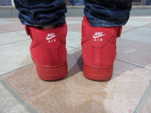 ナイキ（NIKE）の大和