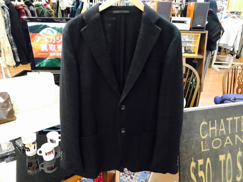 ジャケットのユニクロ(UNIQLO)