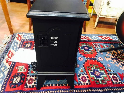 暖炉方ファンヒーターのVERSOS