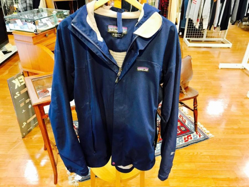 パタゴニア(patagonia)のストームジャケット