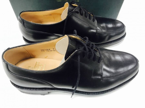 CROCKETT&JONESの中央林間
