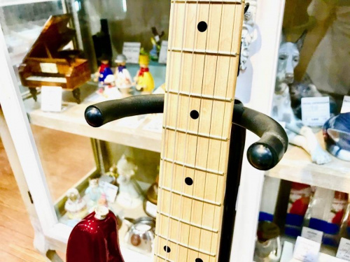 FENDERの中央林間