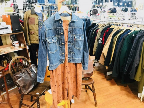 レディースファッションのリーバイス(LEVI'S)