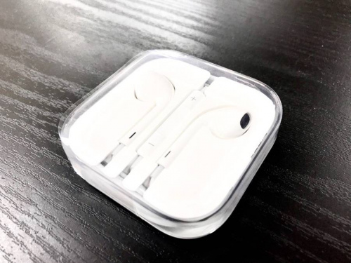 デジタル家電のイヤホン