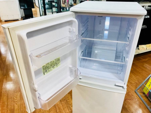 SHARPの中央林間家具家電