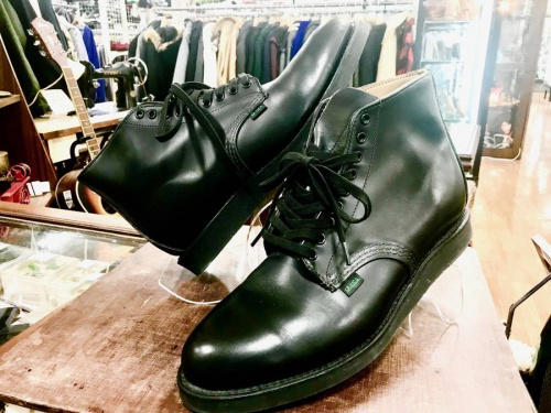 メンズファッションのブーツ