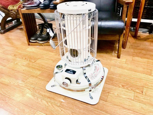 生活家電・家事家電の石油ストーブ