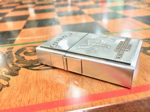 ZIPPOのジッポ