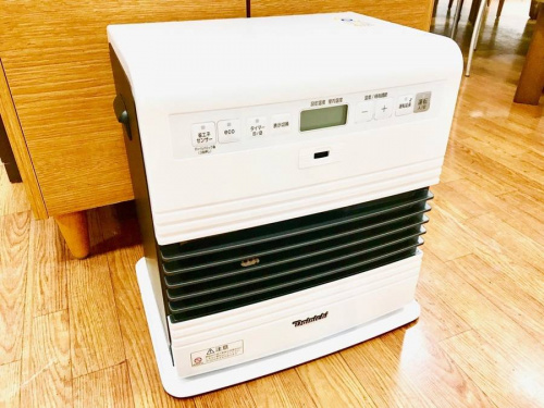 生活家電・家事家電の石油ファンヒーター