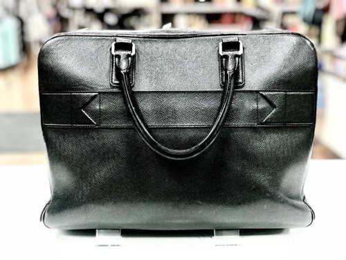 ブランド・ラグジュアリーのルイヴィトン（LOUIS VUITTON）