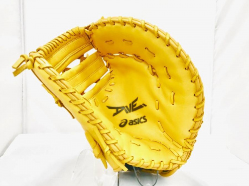 グローブのasics