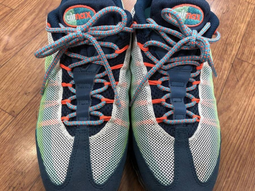 ナイキ(NIKE)のエアマックス95