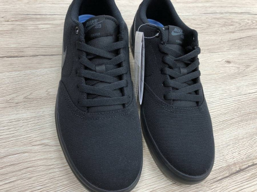 シューズのNIKE SB