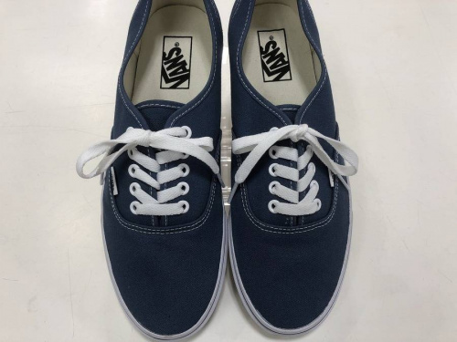 スニーカーのVans