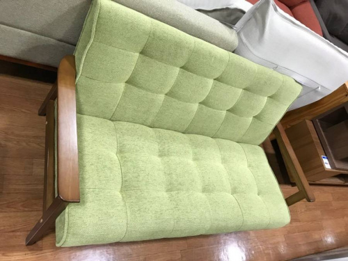 家具のソファ