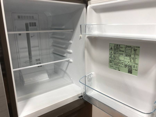 冷蔵庫の2ドア冷蔵庫