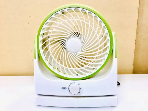 扇風機のサーキュレーター