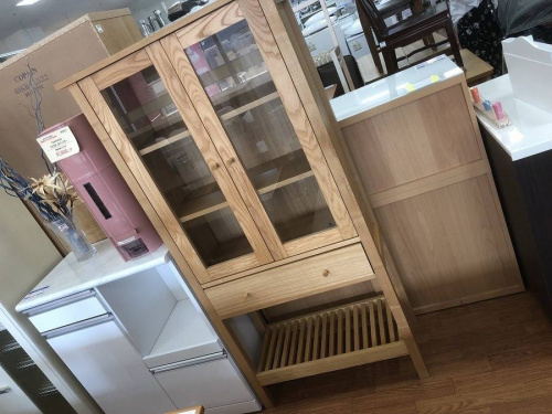 家具のキャビネット