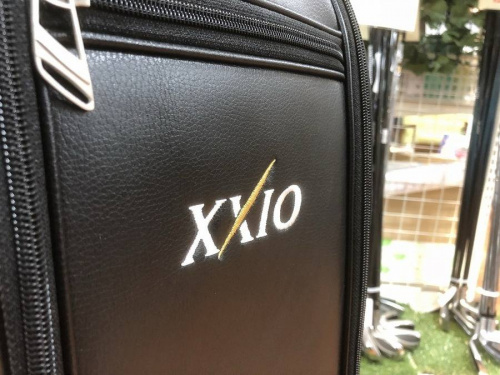 ゴルフのキャディバッグ