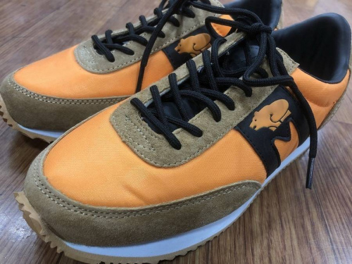 スニーカーのKARHU