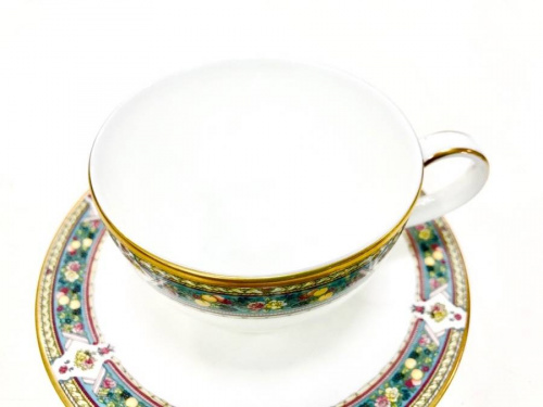 ROYAL DOLTONのカップ＆ソーサー